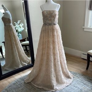 Size 4 to 6 light buttery yellow or champagne color prom or party dress